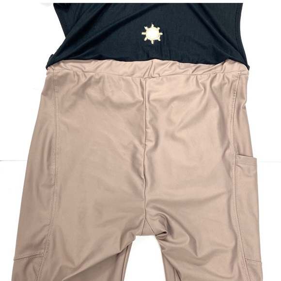 Grew with Light GWL Leggings 2.0 Tights in Earth Beige - Picture 6 of 8